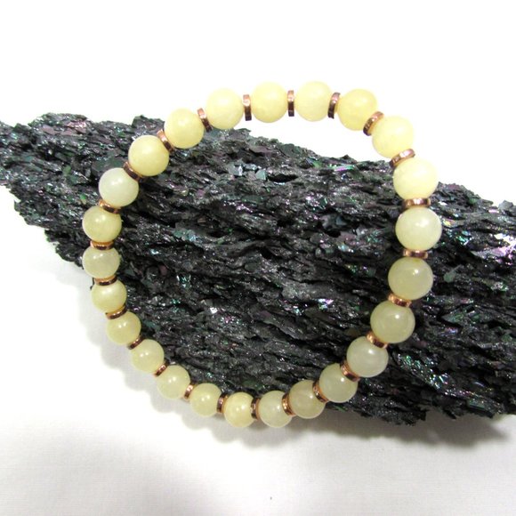 Natural Yellow Jade Gemstone Bracelet - Picture 2 of 5